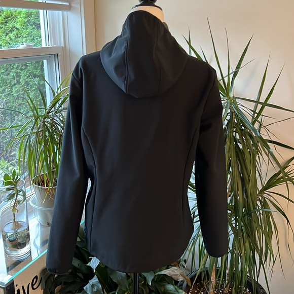 Bench jacket size extra large black outside, gray interior excellent condition - Picture 6 of 12